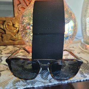 Prada aviator *EUC* Sunglasses